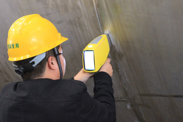 手持式光譜儀的現場檢測 /cxyq/20220511140907-Fou0W6A7sPXSUOw2cpjEw3SW4hUB.jpg