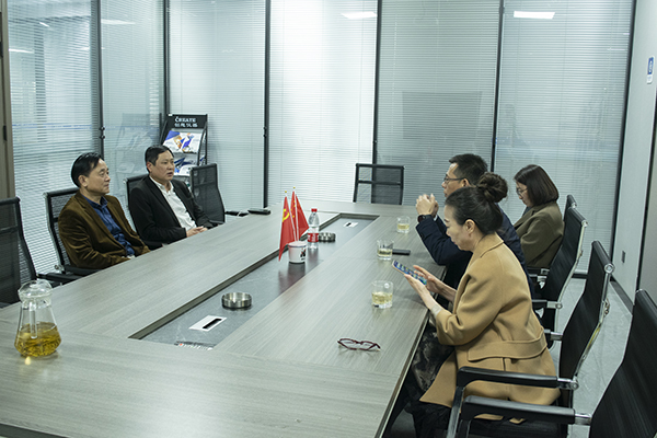 創想儀器與張副會長一行進行座談會 /cxyq/20240328105541-Fh8qoXmfuOV9BVNNV3jzr-YkUVuw.jpg