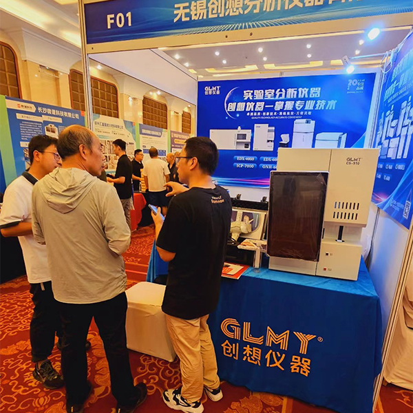 為客戶介紹我司產(chǎn)品 /cxyq/20240627154908-FmfjcnGmZyhboAgYqdvpeg-XGYH_.jpg